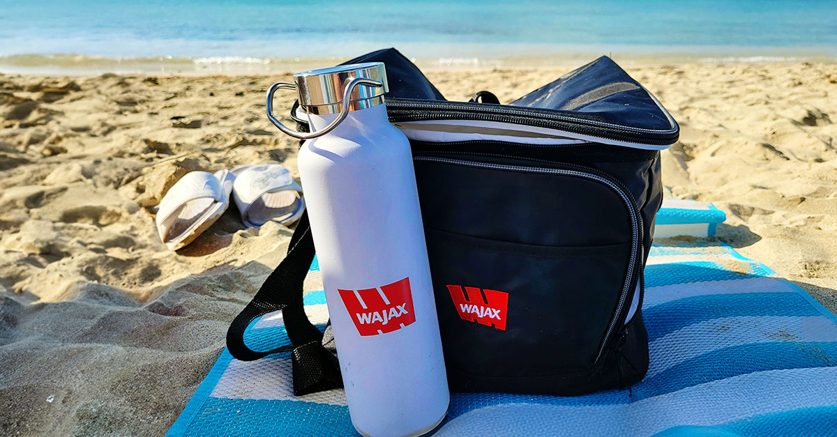 A friendly reminder that summer is just around the corner! Even our Wajax water bottle is soaking up the sun on the sandy shores of Saint Martin ☀️

Thanks for the photo, Chris!

#WajaxInTheWild