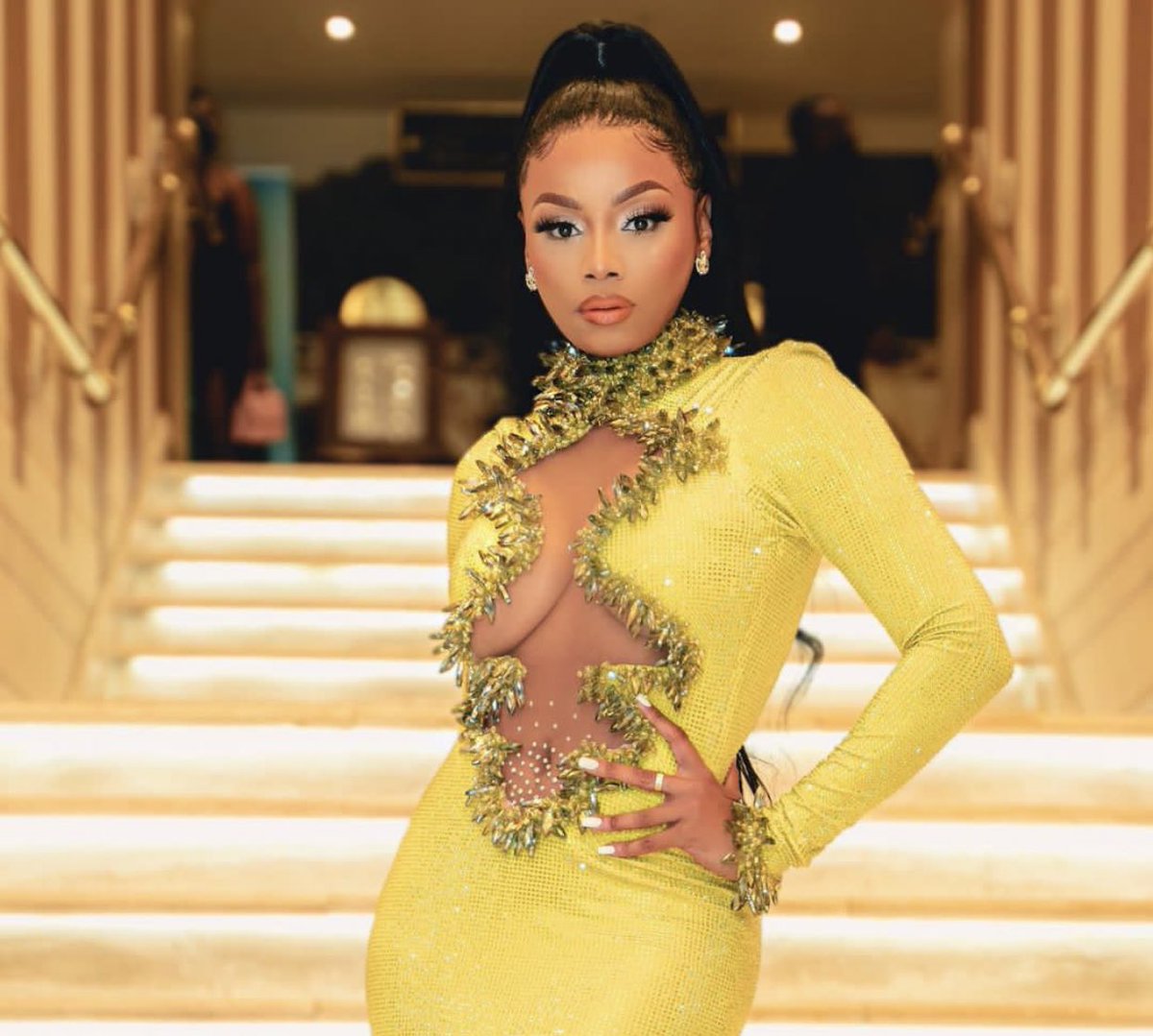 No matter what you say about Bonang, she remain one of the most influential women in South Africa 🇿🇦 In fact she the woman she think she is,let’s stop the hate