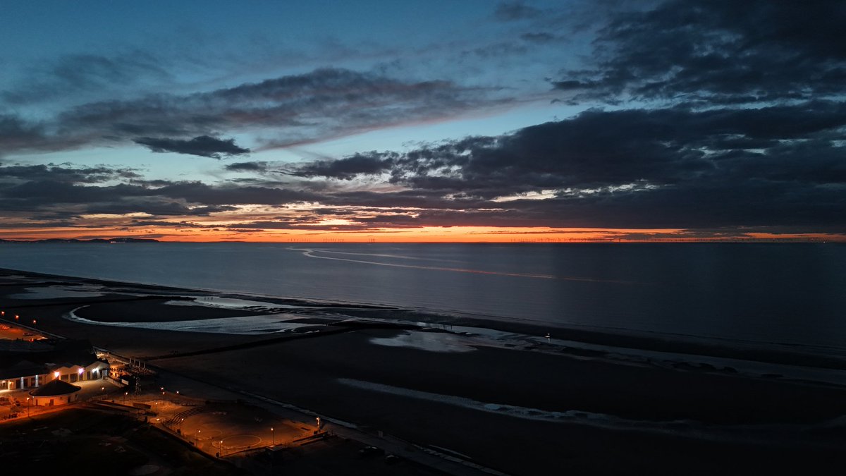 dgee60's tweet photo. @Ruth_ITV 
Some pics from prestatyn https://t.co/zYvz4AhIIi