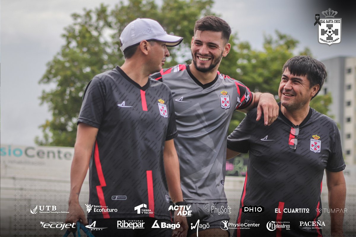 Real_Santa_Cruz's tweet image. La alegria de ser parte de Real 😁🤍

#OrgulloCamba