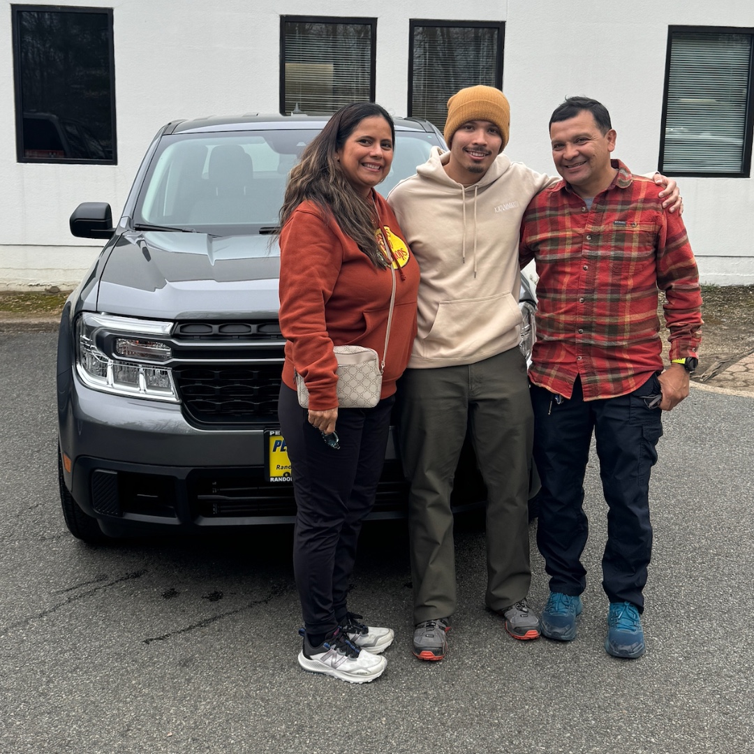 PerformanceLF's tweet photo. Huge congrats to Jose Sarria on snagging a brand new 2024 Ford Maverick! Here's to many miles of adventure ahead in your sleek new ride ๐๐ #FordMaverick #NewCarOwner https://t.co/USZM1r68P2