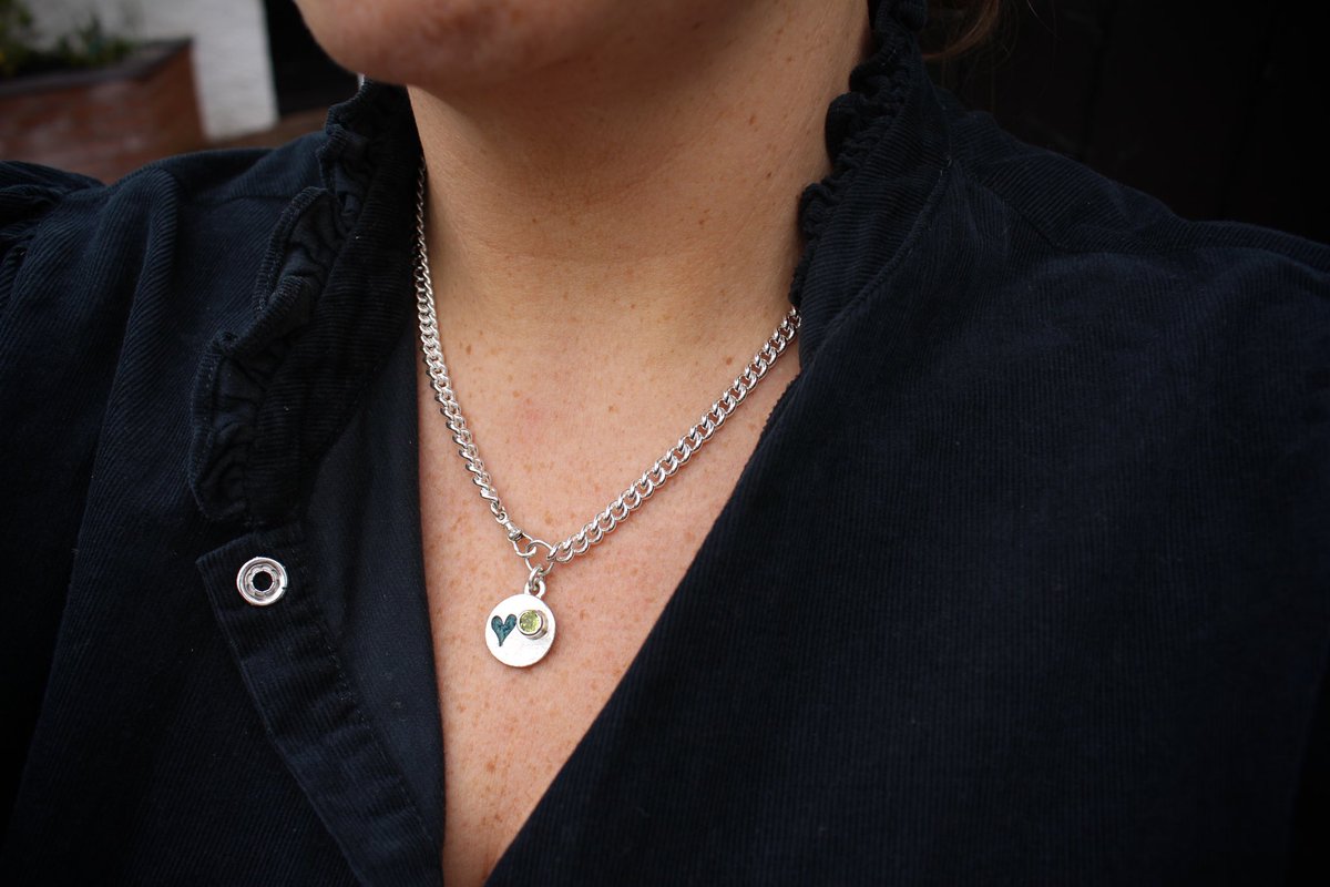 Handmade Silver Necklace with Harris Tweed and Birthstone #harristweed #jewellery #birthstone #peridot #gemstone #isleofharris #outerhebrides #scottishjewellery #luxuryscotland #scottishcollective #necklace