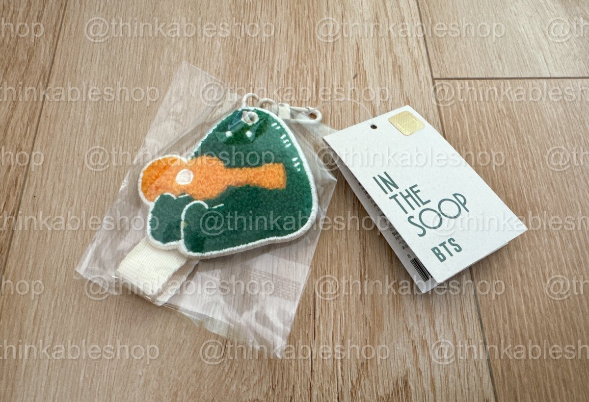 thinkableshop's tweet photo. BTS In the Soop Boucle Keyring
Condition : Never used
Price : RM45
Postage :
WM : RM8
EM : RM12
#pasarBTS #pasarBTSMY #BTS #BTSARMY https://t.co/LUQOIxoJoC