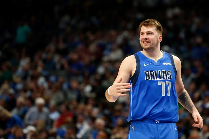 LionTipster_CR's tweet image. 🏀 Luka Doncic Over 9,5 AST 🏀

🔸Averages 12 A L4 vs GSW

🔸GSW is going to blitz Luka leaving many Assist Opportunities
 
🔸Luka playing over 33 mins his hit rate jumping to 73% in the L15

📊 @propsdotcash

#FreePicks #NBAPicks #PlayerPropBets #PlayerProps