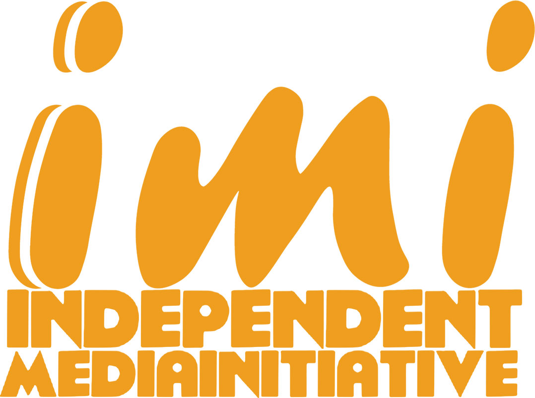 Transom_org's tweet photo. Why would two young philanthropists & scientists want to fund independent media? Elaine & Stuart Sevier are committing to a new media model and their manifesto has us thinking about where the spirit of our profession might go.
https://t.co/m6rDSA7PTr
@theI_M_I @elaine_sevier https://t.co/QFJNcbHAXZ