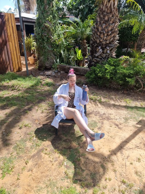 My feet need a kiss now! https://t.co/LgoVRFKtt9