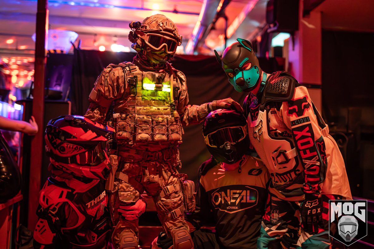 Had such a great time at <a href="/MinistryOfGear/">Ministry Of Gear</a> in Montreal! A great gear event with hockey gear, Mx gear, pups, military gear, you name it. <a href="/breathplaylatex/">Micko</a>