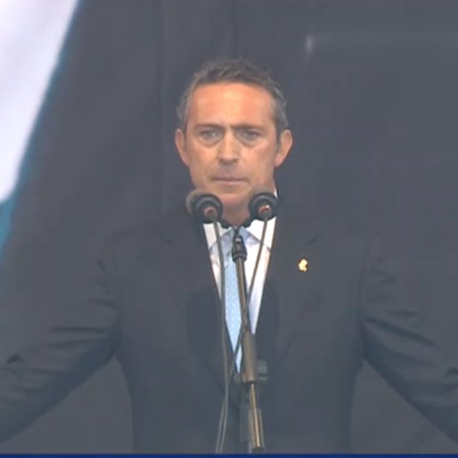 Ali Koç'un bu akşam yaptığı konuşmaların ve yarattığı gündemin Fenerbahçe'ye ne faydası oldu ? 
Lütfen biri açıklasın, lütfen stada gidenler neyi alkışlıyor çıldırıcam biri açıklasın ?
#alikoç
#istifa
#CekilmeyenNamerttir