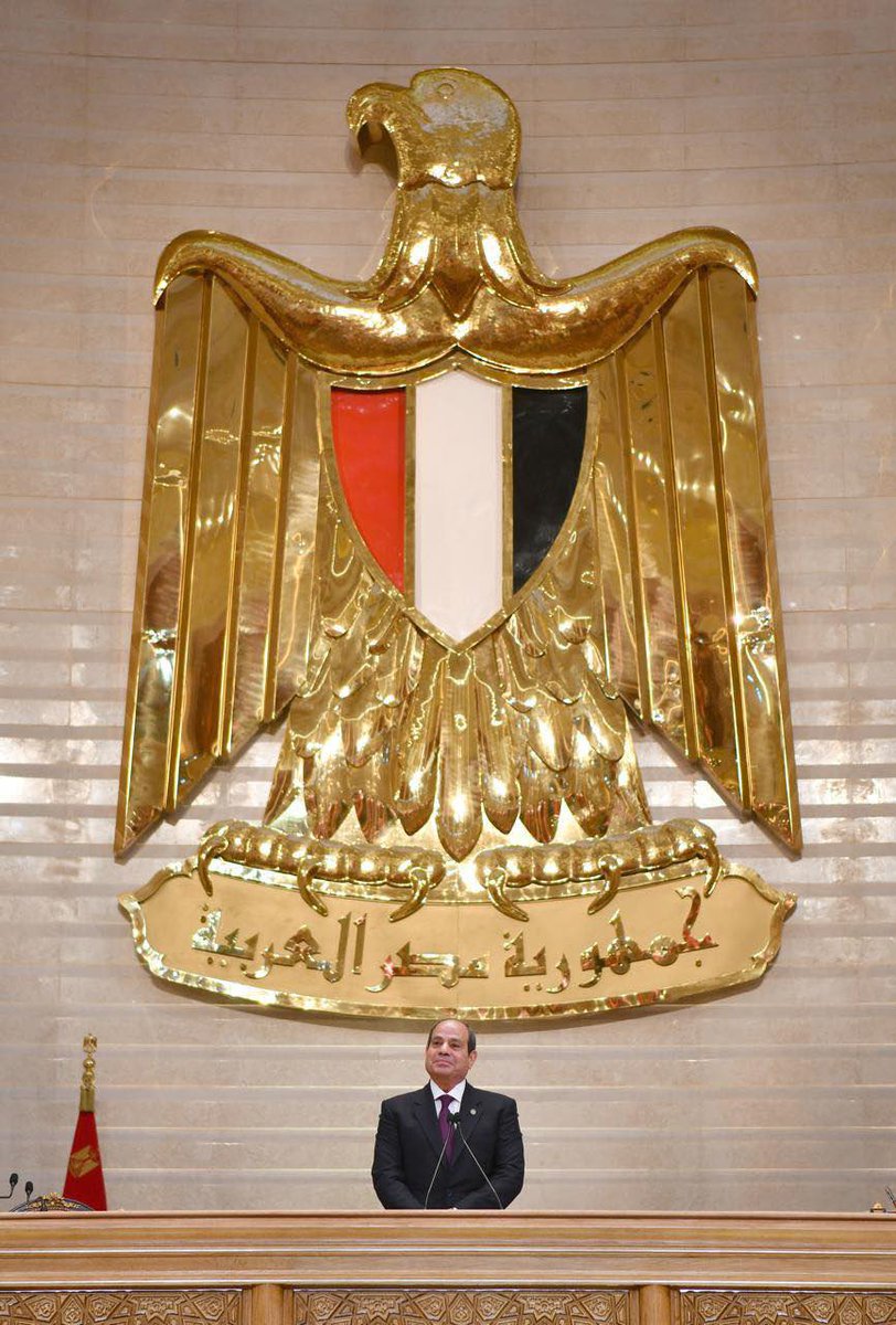 Nagwa_RD's tweet photo. مصر كبيرة عليك كبيرة عليك اوي 
عبقري اللي صور الصورة دي https://t.co/ze8ieeFqTA