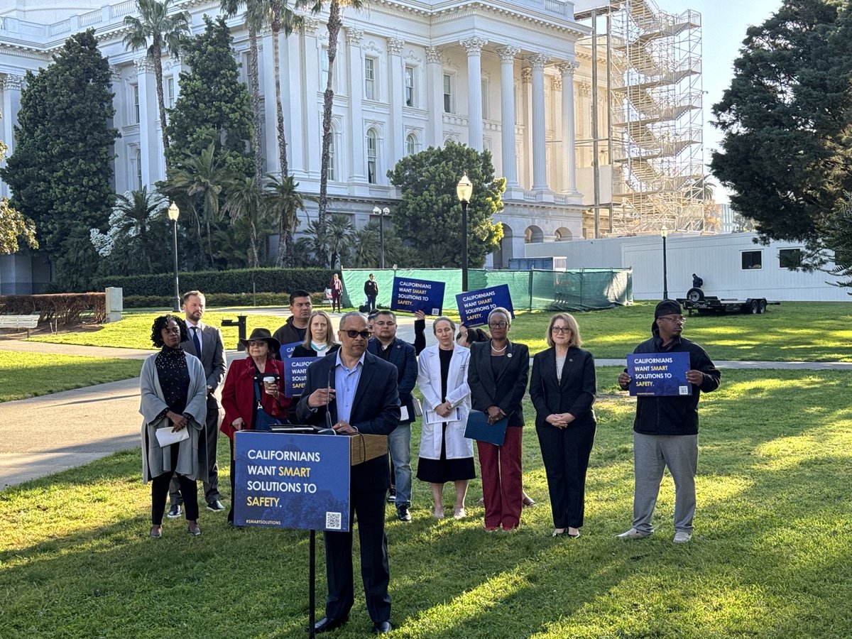 ellabakercenter's tweet photo. Thank you to the organizations who support the #SmartSolutions platform: 
@AntiRecidivism 
@safeandjust 
@CourageCA 
@IndiCAStatewide 
@InitiateJustice 
@SmartJusticeCA 
@verainstitute - California

Join us: https://t.co/Hb5ZdpI5tH https://t.co/X0WkGbZjAc