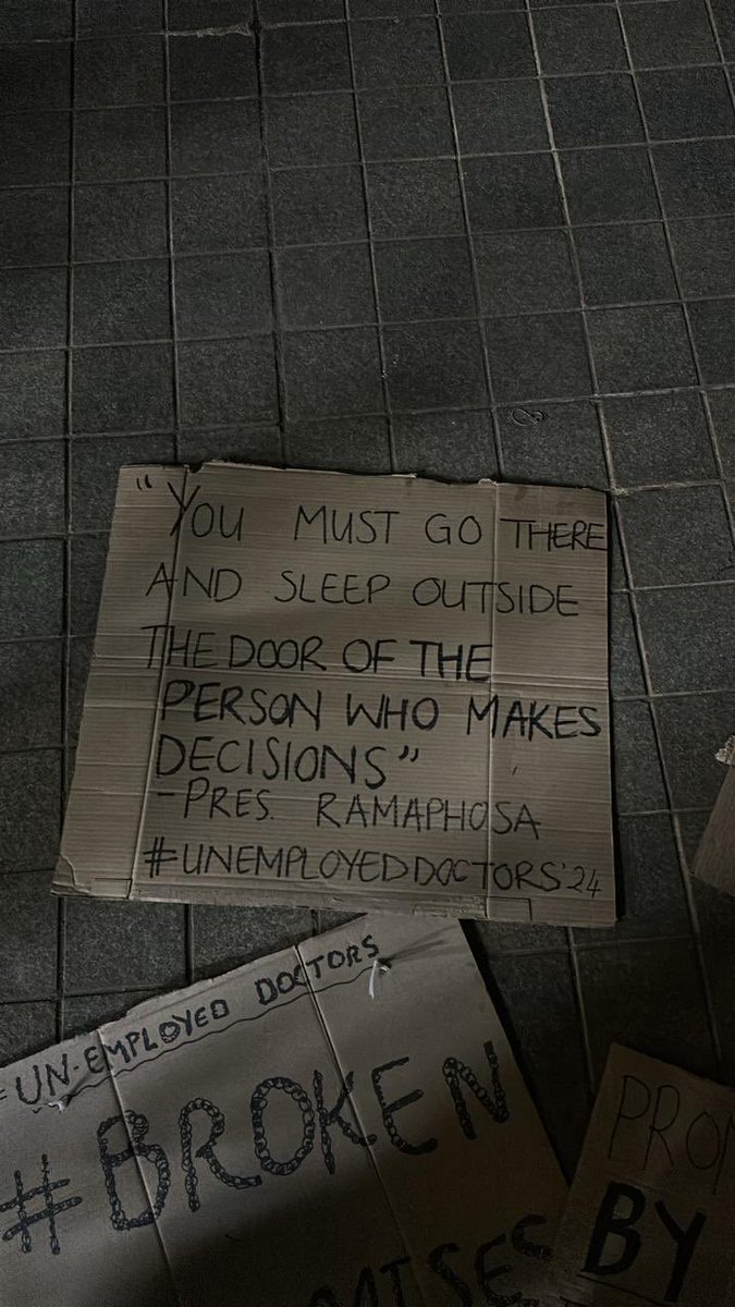 Dr Dlamini Thabani tweet media