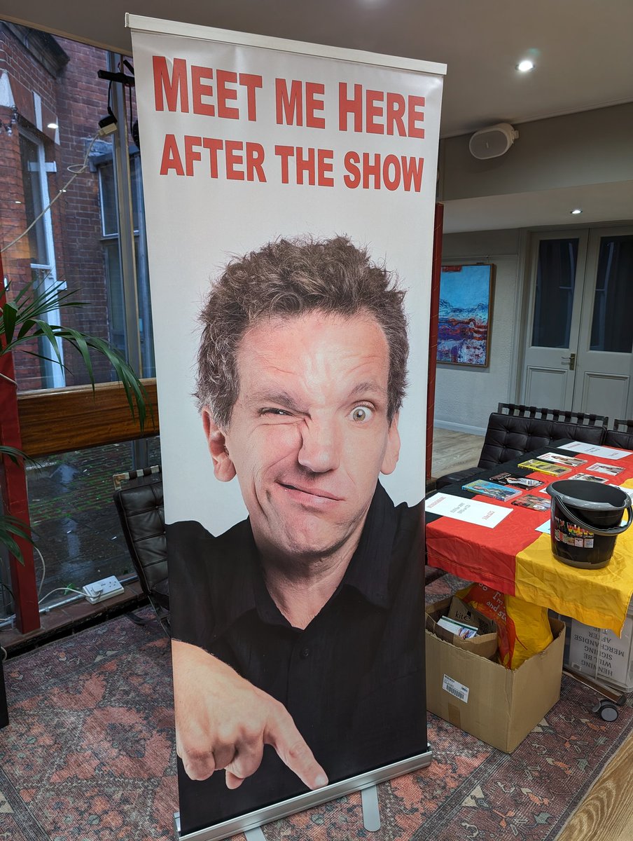 Tonight it's Das Neuen Materialen Nachten with @henningwehn 🇩🇪 🎭 at the #AlexanderCentreFaversham 😆