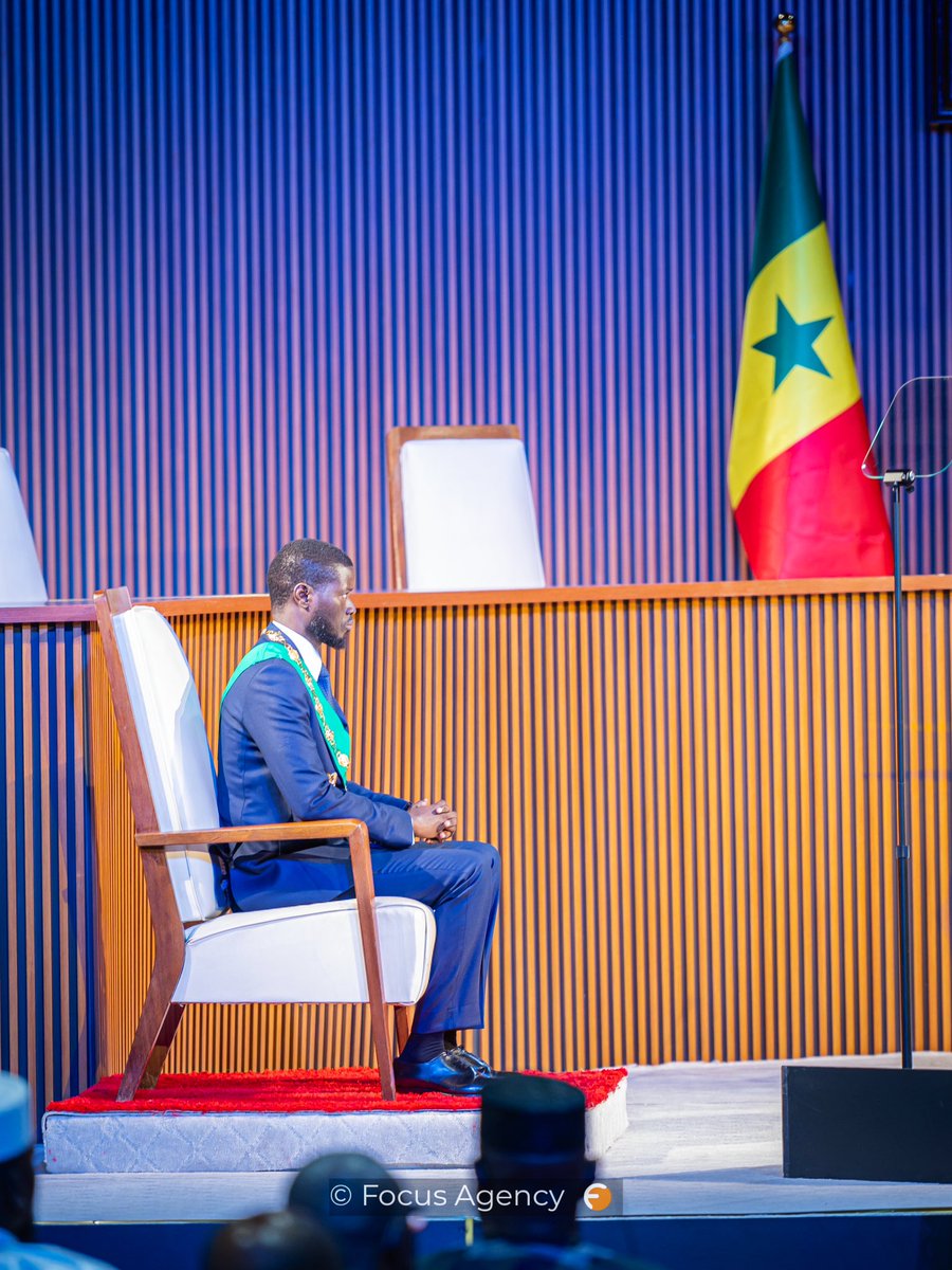 echgueye's tweet image. Un moment historique pour le Sénégal alors que Monsieur Bachirou Diomaye Faye vient de prêter serment en tant que 5e président de la République. Son investiture marque le début d'une nouvelle ère de leadership et d'opportunités pour notre nation. Félicitations à Son Excellence…