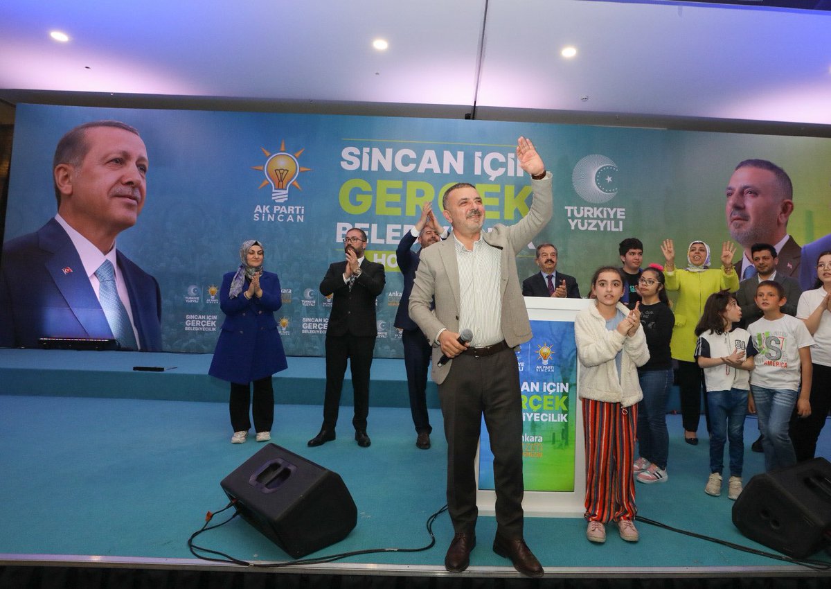 📍Fatih Kongre ve Kültür Merkezi

İl Başkan Yardımcımız Sn. Mustafa Erdoğan, İl Yönetim Kurulu Üyemiz Sn. Serhat Pekeş, İlçe Başkanımız Sn. Mustafa Özcan, Gençlik Kolları Başkanımız Sn. Kaan Yusuf Yurteri ve Kadın Kolları Başkanımız Sn. Nigar Koca’nın katıldığı iftar programında