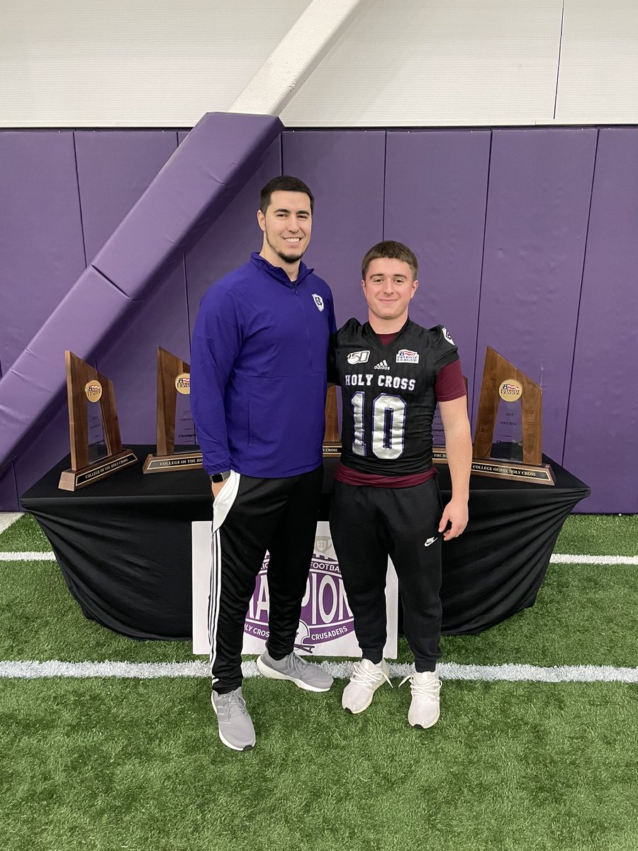 Thank you <a href="/HCrossFB/">Holy Cross Football</a> for an awesome visit! I had a great time learning about the program and loved talking with the players and coaches!! <a href="/CoachDanCurran/">Dan Curran</a> <a href="/CoachFalaki/">Kevin Falaki</a> <a href="/Coach_JWalsh/">Jimmy Walsh</a> <a href="/EDGYTIM/">Timothy “EDGYTIM” OHalloran</a> <a href="/DeepDishFB/">DEEP DISH FOOTBALL</a> <a href="/PrepRedzoneIL/">Prep Redzone Illinois</a> <a href="/OJW_Scouting/">PrepRedzone Oliver</a> <a href="/AllenTrieu/">Allen Trieu</a>