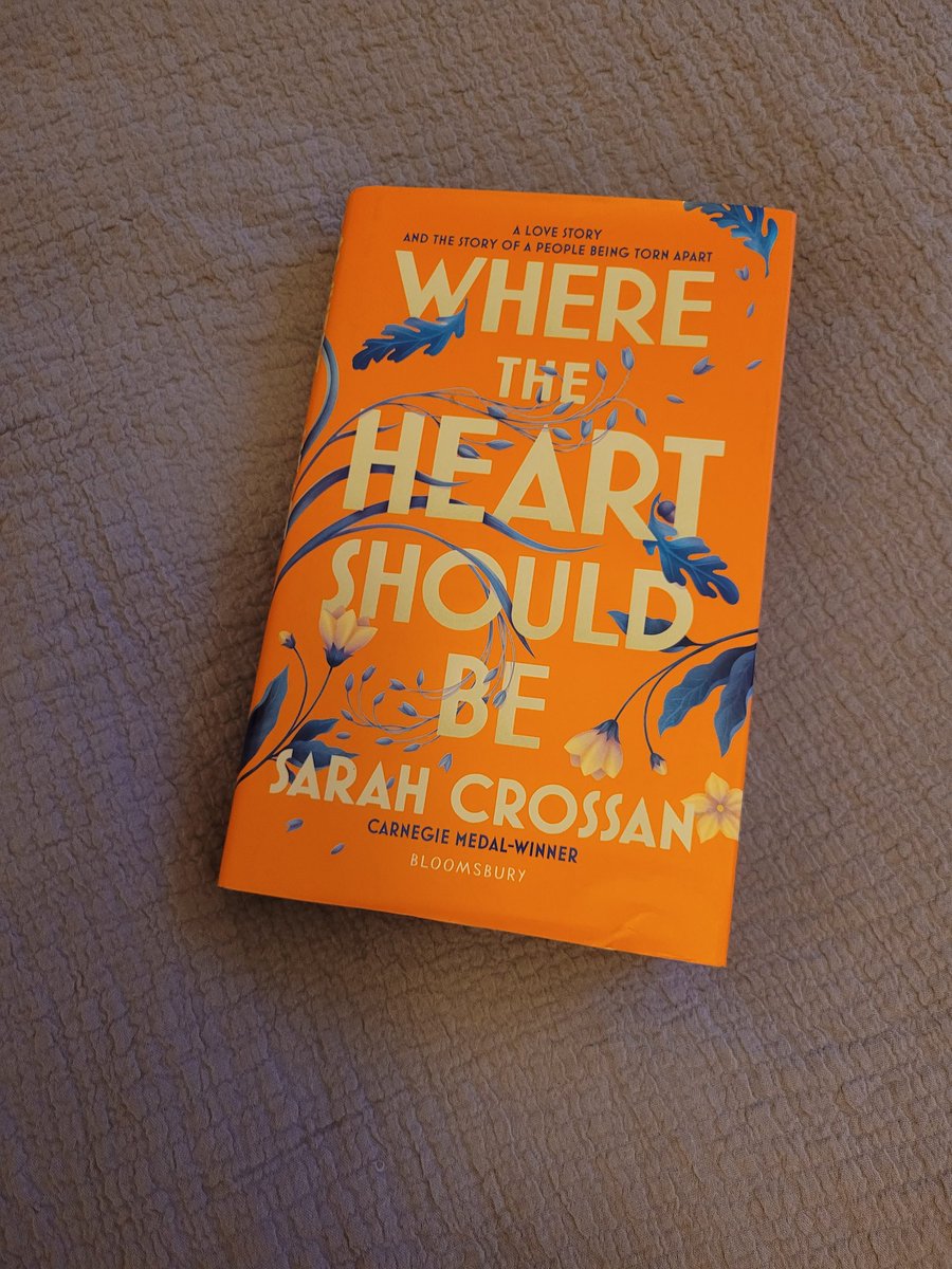Eldest child began reading after breakfast and didn't stop until she'd finished (apart from lunch). 'It was amazing,' she said. Then started again 🧡 @SarahCrossan