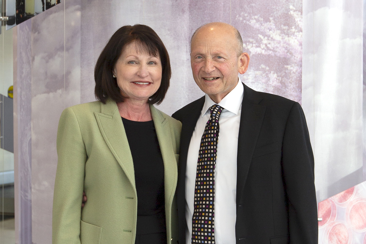 Thanks to a generous gift from Bill &amp; Julie Kellner, the Center for Neurogenomics, Behavior &amp; Society will be established in their name to bring together a breadth of fields, including genomic biology, neuroscience, social sciences, &amp; social work.

More: uif.uillinois.edu/news/2024/kell…