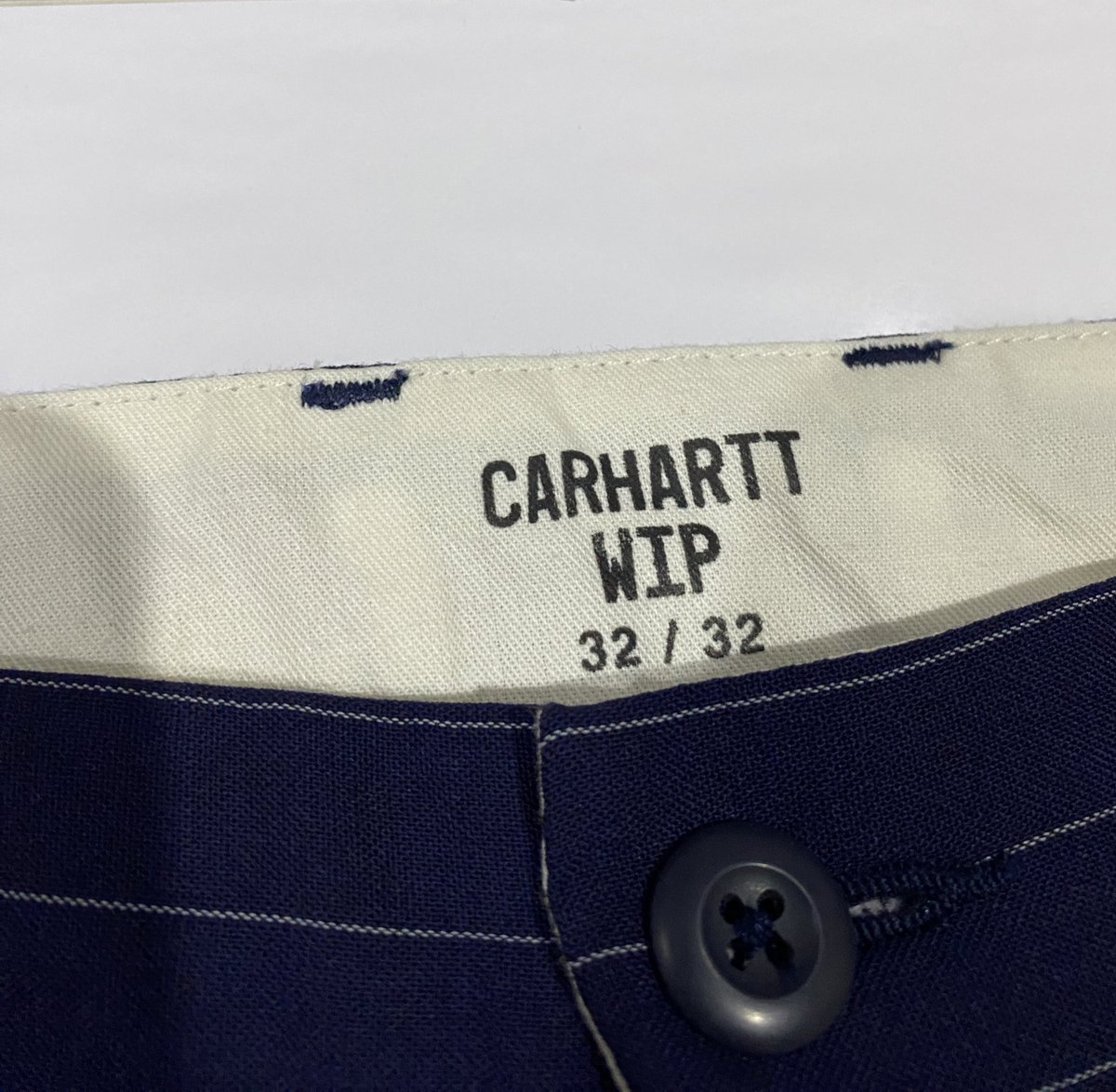 masboik's tweet photo. @Frimawan Yok biar tampil ganteng pas lebaran nanti;

1. Celana Carhartt WIP size 32/32
2. Kaos Dickies size L
3. Adidas skateboarding Longsleve size L

Kalo minat details dan harga DM aja ya murah pokoknya🫶🏻

Follow Instagram @dailyneedsltd buat liat katalog yang lain🫶🏻 https://t.co/CoQHALtcSS