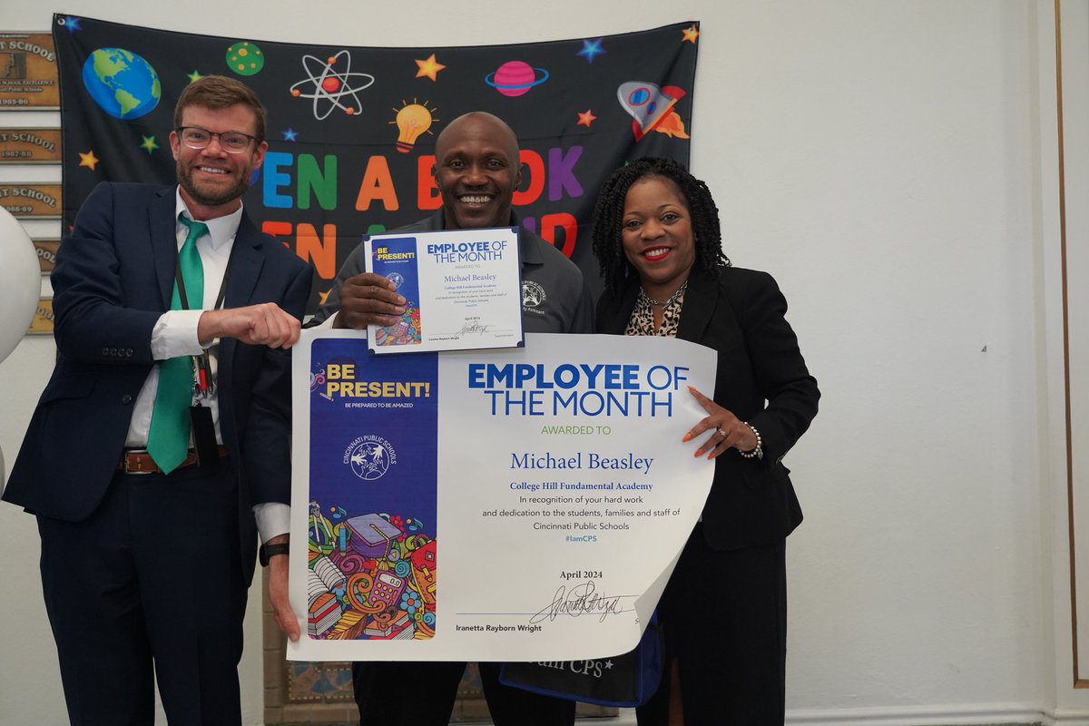 BKingmanCPS's tweet image. Beyond grateful for Coach Beasley at @CollegeHillCPS, and this recognition is just one small gesture to show our appreciation. Shout out to @principallearns for coming to do the honors. @IamCPS