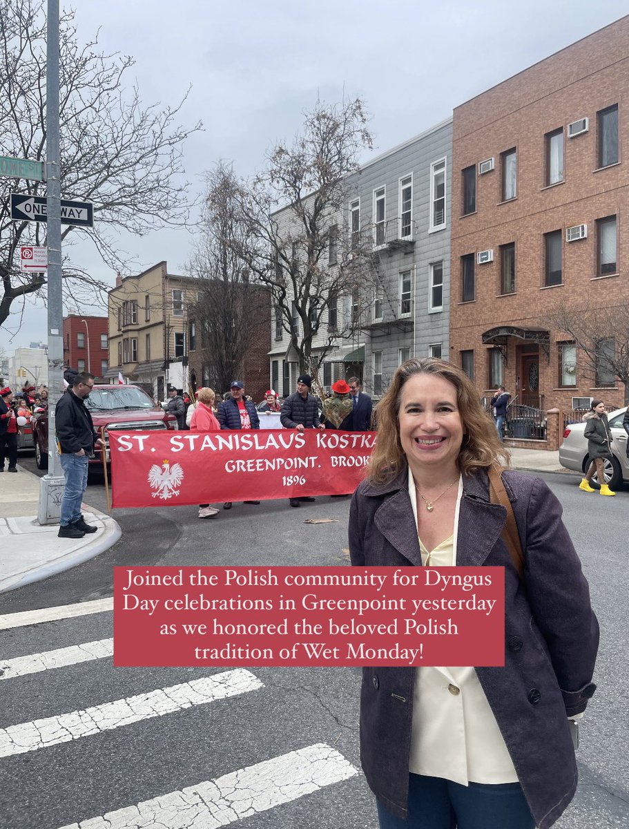 AnatheaforNY's tweet photo. Joined the Polish community for Dyngus Day celebrations in Greenpoint yesterday as we honored the beloved Polish tradition of Wet Monday!
#DyngusDay #SmingusDyngus #Greenpoint #Williamsburg #AD50 #Polonia #Traditions #Community https://t.co/n6qp6HtwIM