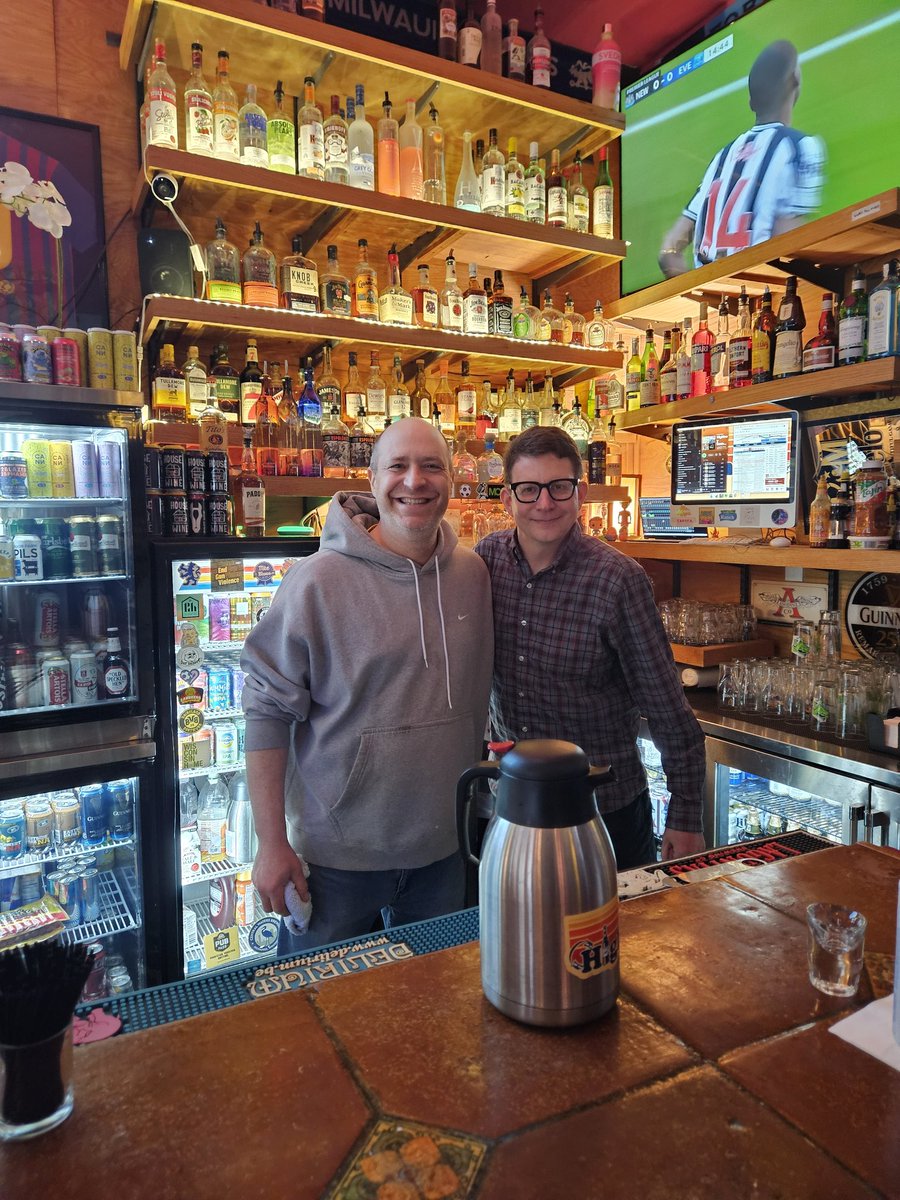 WZWConsulting's tweet photo. Back in Milwaukee and got to catch the @Rote_Teufel cup game at my favorite soccer bar @thehighbury, damn I missed this place.  Let's win this and move on to the final. #FCSFCK #DFBPokal #Betze https://t.co/IkuuD4mGee