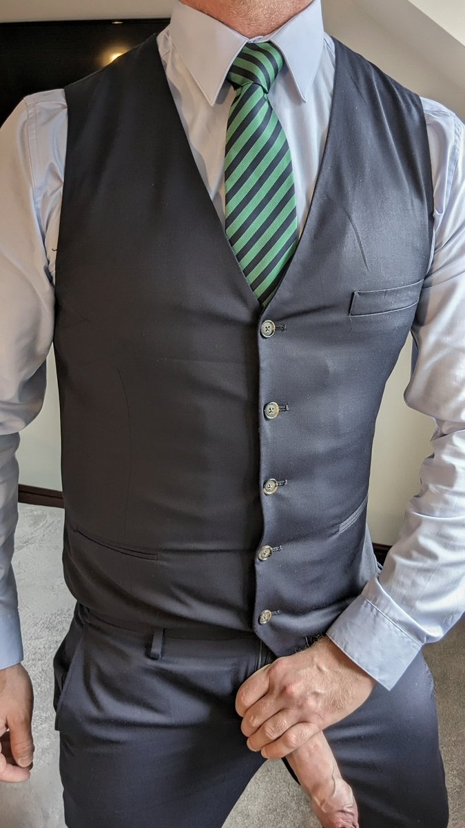 @cityslickerxxx 190K Followers tweet media