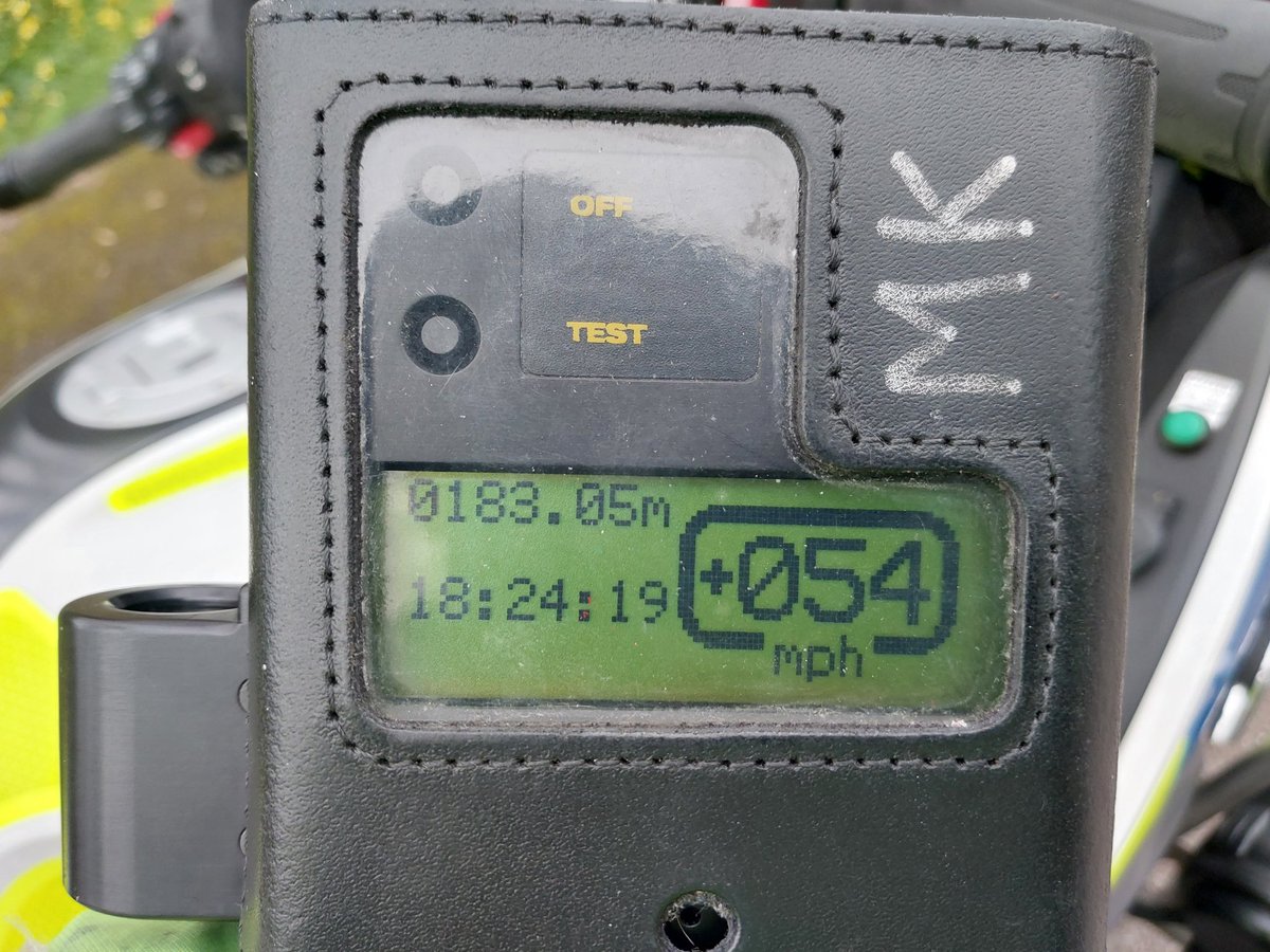 Speed site at #Wirksworth this evening.
30mph limit...
This was just ridiculous.
#opsbikes