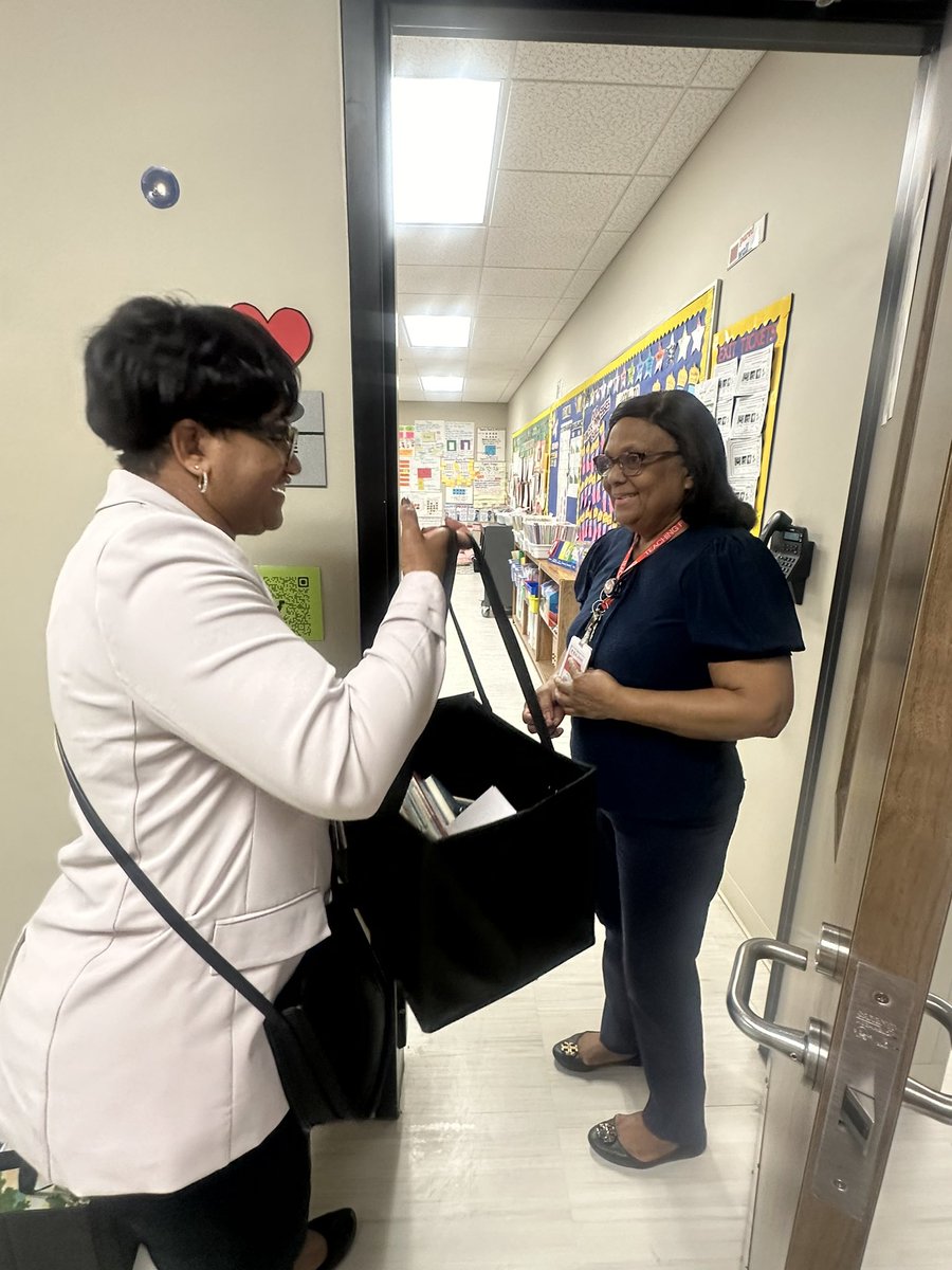 📢📢📢Congratulations to <a href="/AldineISD/">Aldine ISD</a> <a href="/Anderson_AISD/">Anderson Academy</a> Ms Sosa for being <a href="/SHABE_bilESL/">SHABE</a> ESL Teacher of the Year!! <a href="/delgadong94/">Altagracia H Delgado</a> <a href="/AldineEsl/">Aldine ESL Elem</a> <a href="/Daviseslmatters/">Ayanna Davis</a>