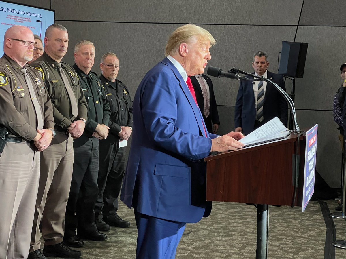 President Donald Trump Standing with Border Patrol in Grand Rapids, Michigan @realDonaldTrump #BidensBorderBloodbath #Michigan #Trump2024