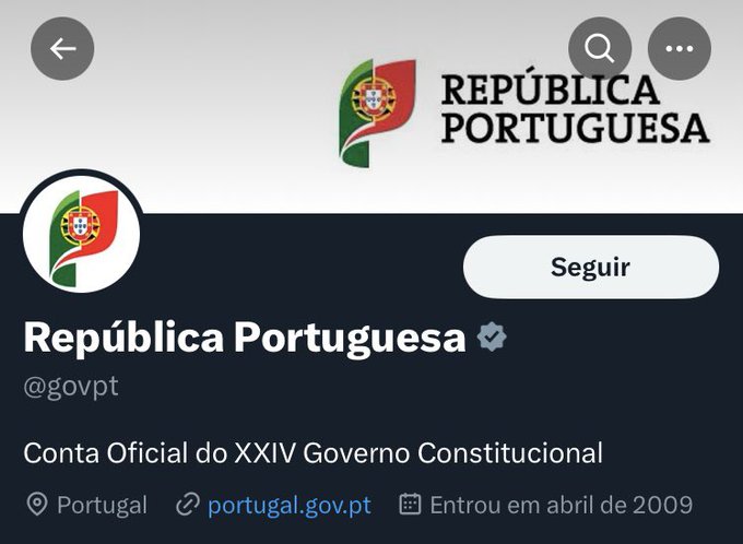 O novo Governo já alterou o símbolo da República Portuguesa. Mais bonito, com mais identidade e 74 mil euros mais barato.