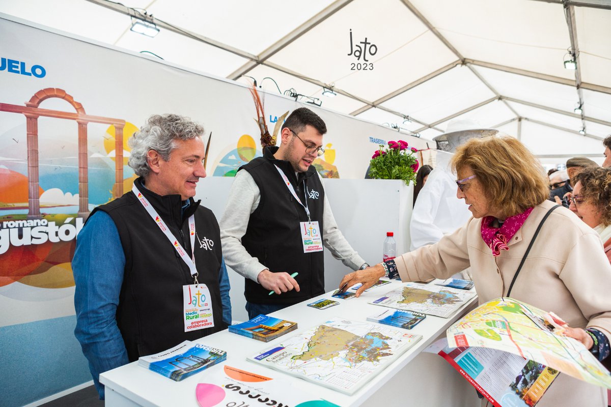 🔸 Camino a #JATO2024🔸
Recordando años anteriores

➡️ La Plaza Mayor de Cáceres se convierte en la #PlazadelasComarcas.

🔸Id apuntando fechas
📆 Del 17 al 19 de mayo de 2024
📍 Ciudad Monumental de #Cáceres

@DiputacionCC
@Turismo_DipCC 
#JATOCáceres #JATO #livinglavidarelax