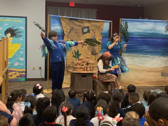Today, the Orlando Family Stage performed 'Yo, Ho, Ho! Let's Go!' for our Kindergarten and 1st grade students! It was a wonderful, interactive performance that our students enjoyed immensely!