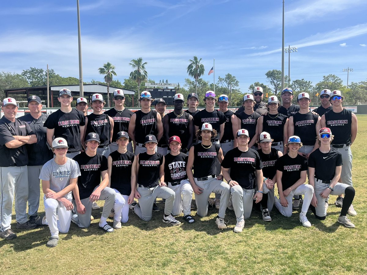 Fantastic first 2 days of SpringTrain. 30 players enjoying sun,camaraderie, friendships,family time,and of course baseball.Excellent practice facilities/hosts w outstanding tradition @SailorsBSB. Fun scrim w @Dawgs_Baseball and their outstanding team,players, coaches,and families