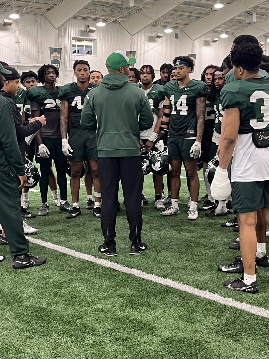 Got to talk to my Spartandawgs today, DBs coming different this year. Shout to @DBcoachadams @coach_meat YEE YEE SD4L