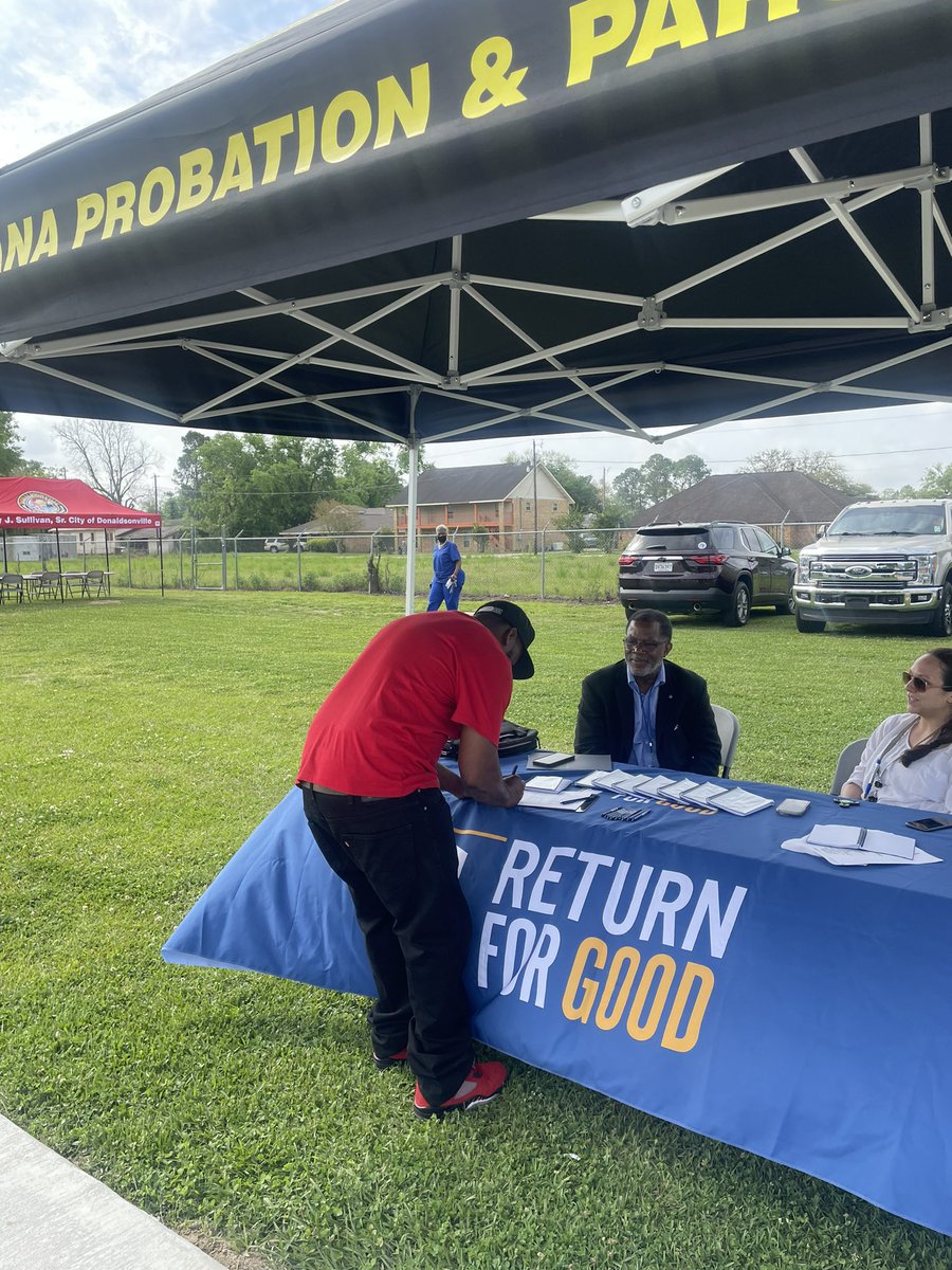 LouisianaWorks's tweet photo. To kick off #SecondChanceMonth, we partnered with the Justice &amp; Accountability Center of Louisiana for a Second Chance Employment &amp; Expungement Event in Donaldsonville. We want to thank everyone who came out to make this event a huge success! https://t.co/Jhi69k568C