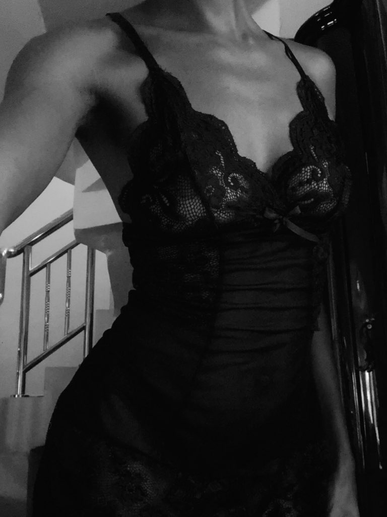 Vive__O's tweet photo. Vintage Alter Ego 🐈‍⬛🖤 https://t.co/rxQrTJwCfd