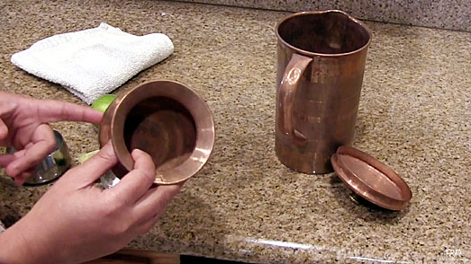 AlmanacAntiques's tweet image. Do you have any #antique or #vintage #copperware? If so, you may be interested in learning how to care for it by reading "Caring for Copper Ware" in the 2024 Winter Edition of #TheAntiquesAlmanac. theantiquesalmanac.com/caringforcoppe…