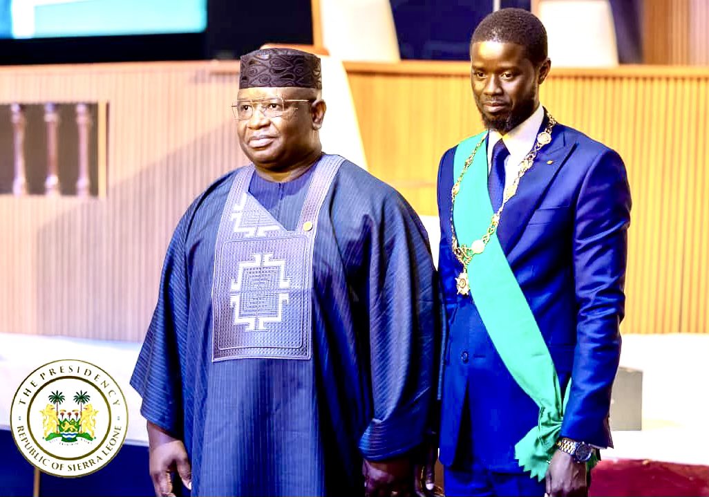 julius_maadabio's tweet photo. Today, I joined colleagues Heads of State from across the Continent for the inauguration of His Excellency Bassirou Diomaye Diakhare Faye as the fifth democratically elected President of the Republic of #Senegal in Diamniadio, near the capital Dakar. 

On behalf of the Government and people of the Republic of #SierraLeone, I wish President @DiomayeFaye great success as you embark on this significant leadership journey. 

I assure you of Sierra Leone’s unwavering support and cooperation in advancing our shared goals of regional stability, sustainable economic growth, and social progress.

I look forward to deepening the bonds of friendship and cooperation that exist between our two countries, rooted in our common values of democracy, unity, peace and development for the benefit of our peoples.

🇸🇱 🤝 🇸🇳