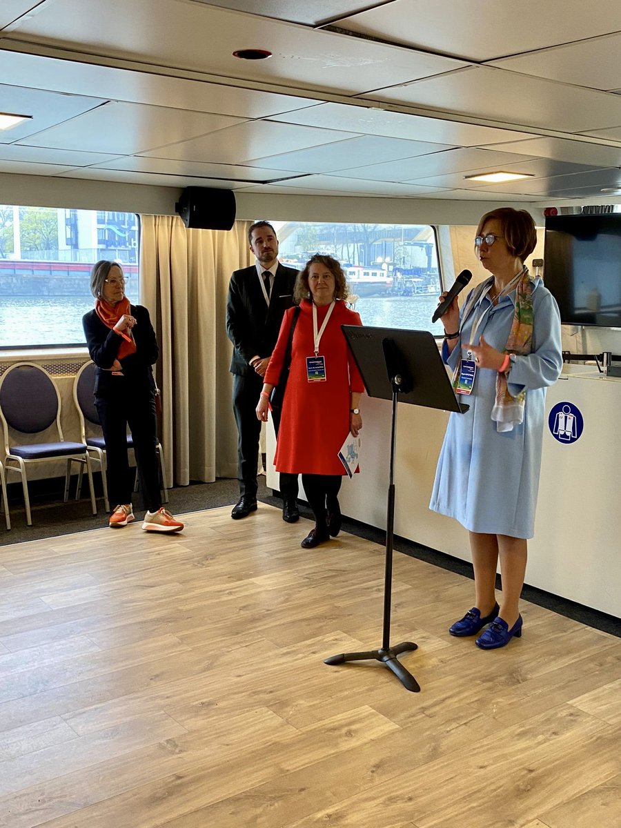 Exciting discussions and visit on day 1 of #ConnectingEurope Days! Inland navigation, through its innovation and efficiency, offers huge carbon reduction potential and seamless transport integration. Eager to witness the sector's readiness for change! 🌍🚢 #SustainableTransport
