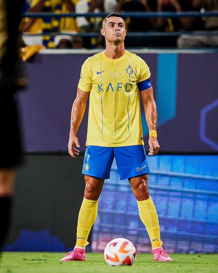 21 minutes played so far and it’s brace already for Cristiano Ronaldo. It’s 62 career free kick goals for him now. Do you agree he is the GOAT 🐐?

#Betikagh