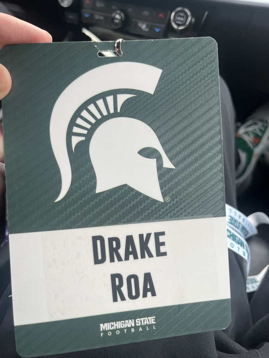 drake_roa's tweet photo. Enjoyed my visit to the @MSU_Football spring practice this past Saturday!

@MikeDoc40 @NDPrep_Football 
@TheD_Zone https://t.co/uMOvCe7XyS