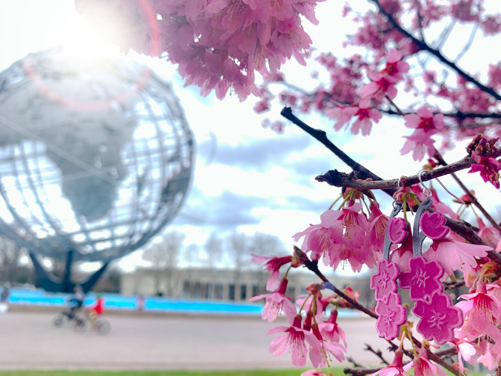 rplusddesigns's tweet photo. It's budtime...🌸

[You Grow, Girl 3D Printed Earrings on https://t.co/TSiNdpm4Ju]

#CherryBlossoms #BlossomEarrings #3DPrinted #UVReactive #PinkBuds #SpringEarrings #Spring #SpringStyle #MadeFromPlants #SustainabilityMeetsFun #RPlusD #KitschPlease https://t.co/tay0zY6hES