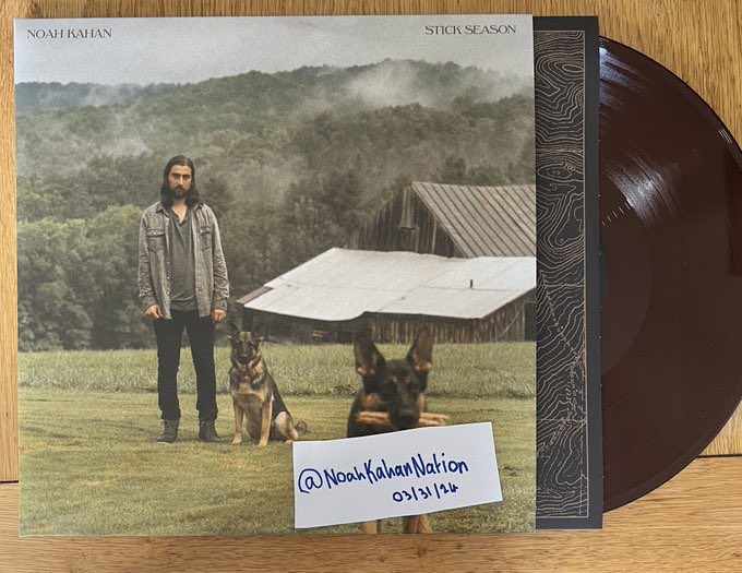 NoahKahanNation's tweet photo. 🎁| In honor of the WABHF vinyl release this month, we are giving away a Chestnut Brown Stick Season vinyl!

To enter: 
1. Follow us and @KahanArchive 
2. Retweet this
3. Follow us on Instagram! (@NoahKahanNation) 

Open internationally 🥳 Winner selected Sunday 4/7 https://t.co/NcdBJXi7Fw