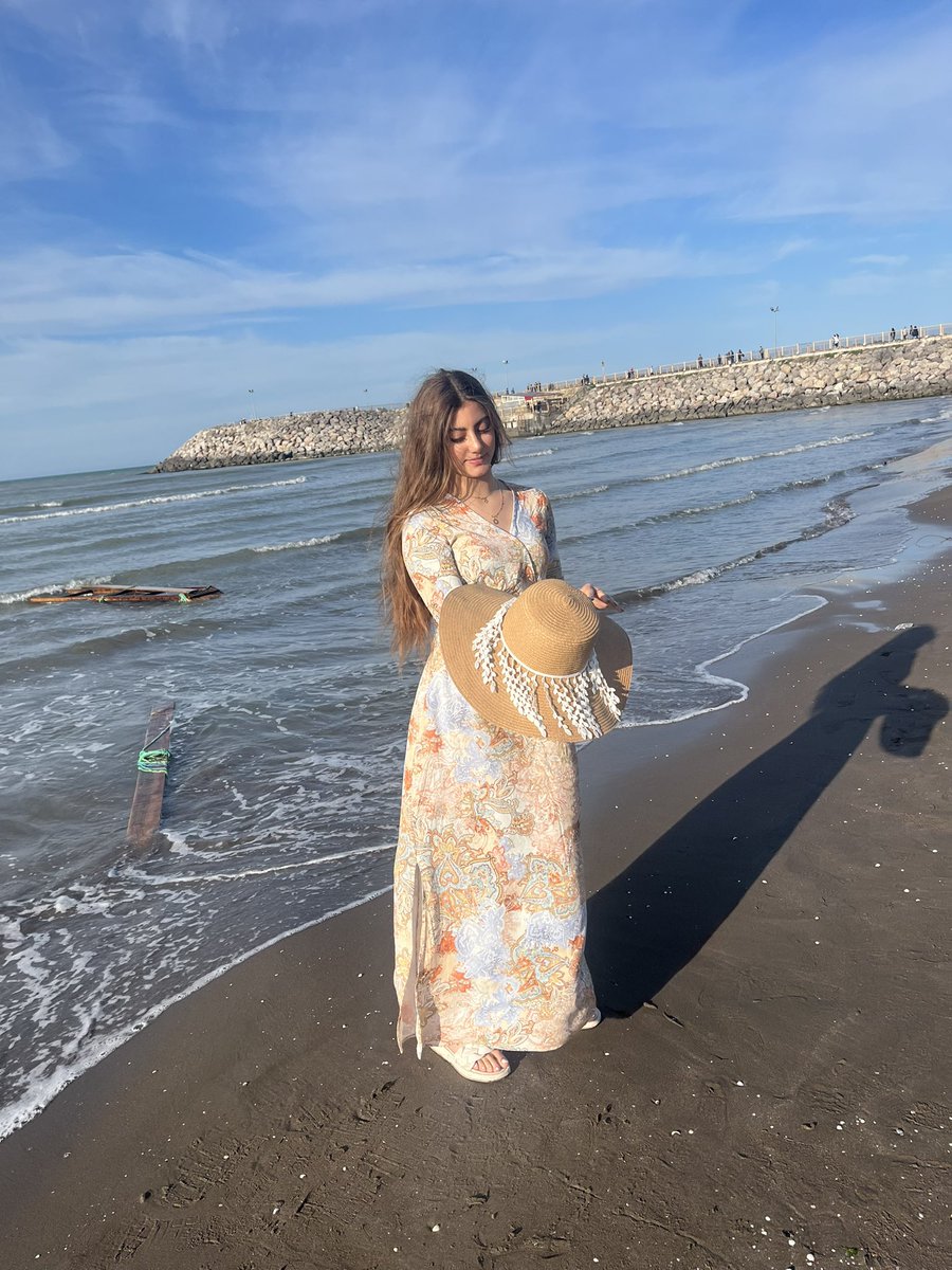 دریا باشه 🌊🌊