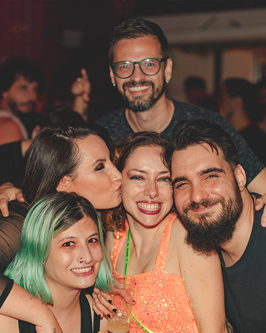 LATE BAR Numanice
Ah, meus bebês... chuva de diversão 😍
Sábado, 27/04 - 22h <a href="/Ocidente/">Bar Ocidente</a>.  . 

Antecipados >>bit.ly/lbnumanice