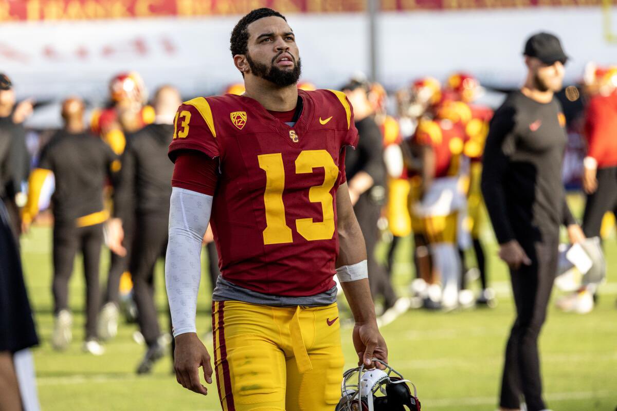 BackDeckSports's tweet photo. FINAL (Likely) QUARTERBACK RANKINGS: 2024 NFL Draft

1. Caleb Williams - USC
2. Drake Maye - UNC
3. Jayden Daniels - LSU
4. JJ McCarthy - Michigan
5. Michael Penix Jr - Washington
6. Spencer Rattler - UofScar
7. Bo Nix - Oregon
8. Michael Pratt - Tulane

@jakebenottii 🏈 https://t.co/8EfGr69RJZ
