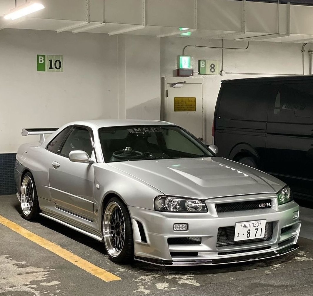 Nissan R34 Skyline GT-R