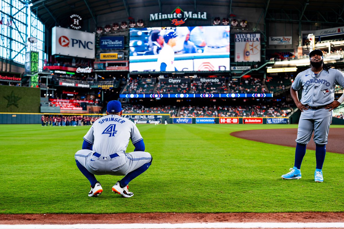 astros tweet picture