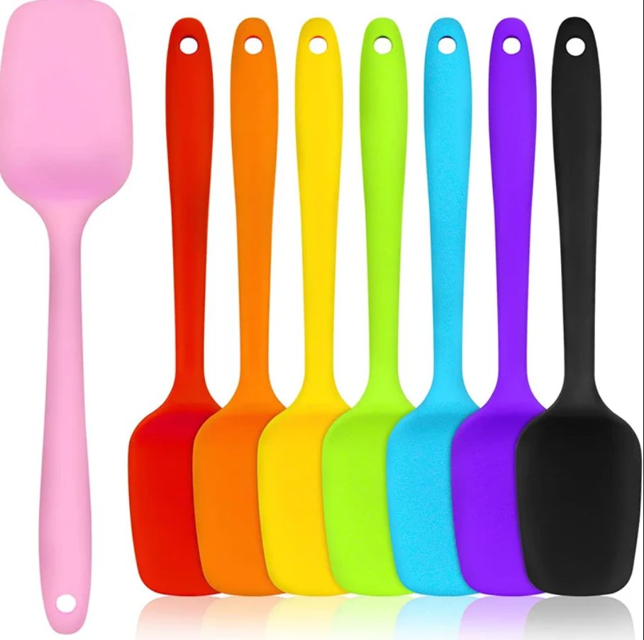 Make cooking a breeze with our Silicone Heat Resistant Non-Stick Spatula! Whether you're whipping up breakfast or tackling dinner, this spatula's non-stick surface and heat-resistant design ensure smooth cooking every time. #KitchenMagic #CookingMadeEasy