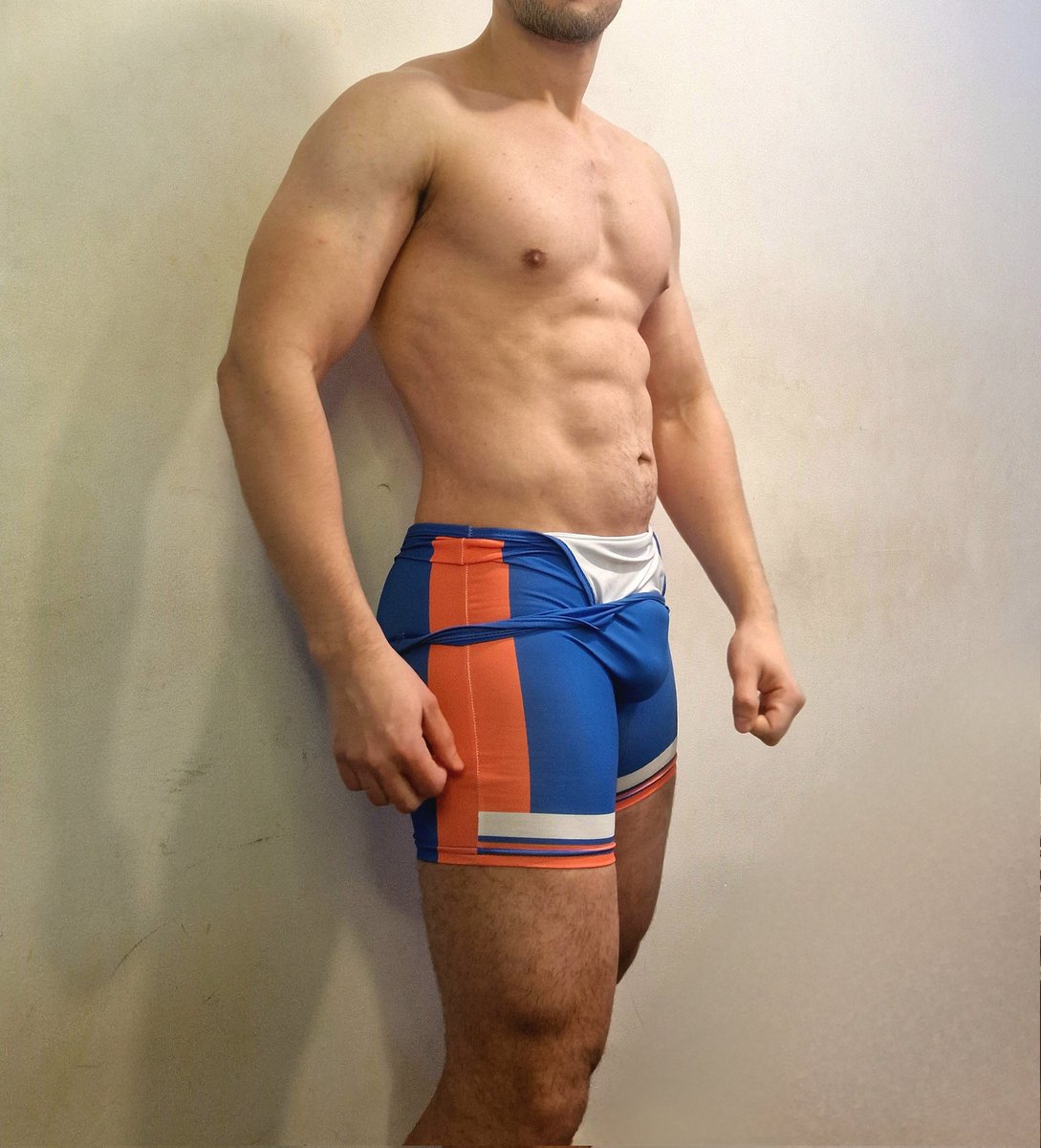 MaxbigAssUk's tweet image. Wrestling singlet 🤼‍♂️💪🏋‍♂️